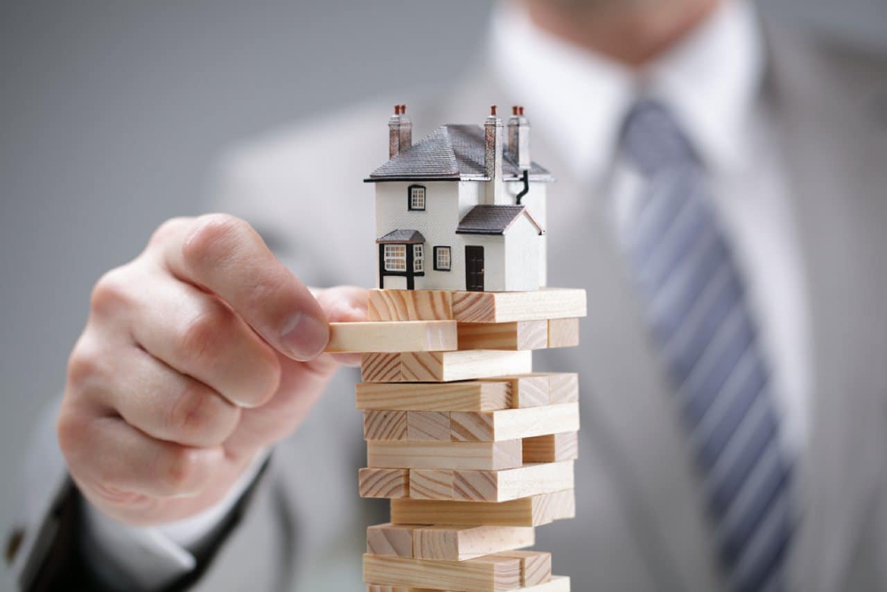 Real estate agent fixing reconciliation backlogs and audit issues